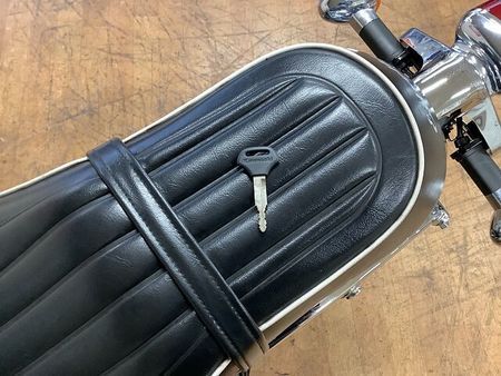 カワサキ エストレヤ エストレヤ Final Edition デイトナ製USB電源 インジェクション BJ250 10