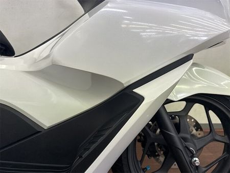 ホンダ PCX125 PCX 2023年モデル パールジャスミンホワイト 26