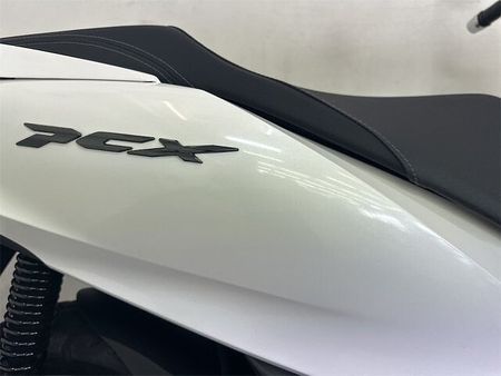 ホンダ PCX125 PCX 2023年モデル パールジャスミンホワイト 33