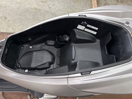 ホンダ PCX150 【マル得】【スピード納車】PCX150 リアキャリア 純正キー2本有り 12