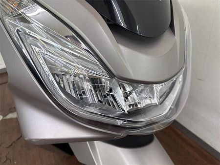 ホンダ PCX150 【マル得】【スピード納車】PCX150 リアキャリア 純正キー2本有り 15