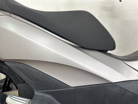 ホンダ PCX150 【マル得】【スピード納車】PCX150 リアキャリア 純正キー2本有り 27