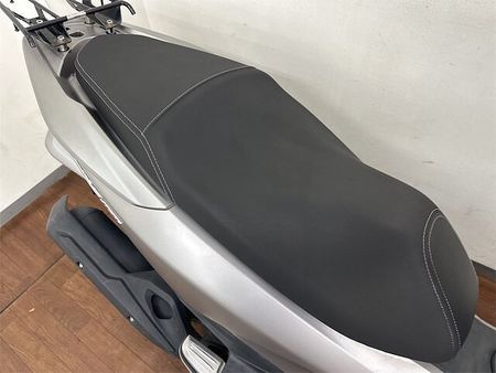 ホンダ PCX150 【マル得】【スピード納車】PCX150 リアキャリア 純正キー2本有り 31