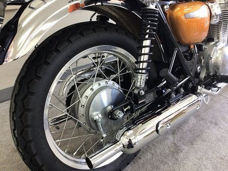 カワサキ W800 W800 2011年モデル!/デイトナ製グリップヒーター/スクリーン/エンジンガード!! 28
