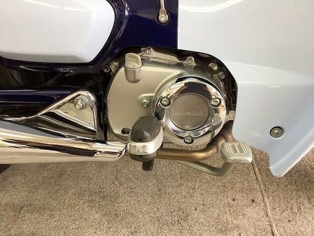 ホンダ スーパーカブC125 スーパーカブC125 2019年モデル!/社外トップケース装備!/社外センターキャリア装備 24