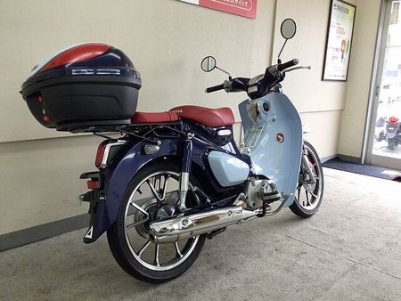 ホンダ スーパーカブC125 スーパーカブC125 2019年モデル!/社外トップケース装備!/社外センターキャリア装備 3