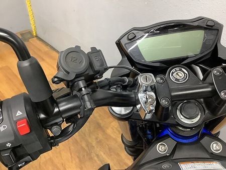 スズキ SV650 【マル得】SV650 ABS装備 USB電源 ヘルメットホルダー装備 13