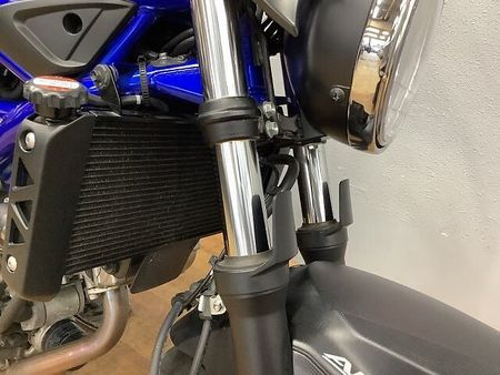 スズキ SV650 【マル得】SV650 ABS装備 USB電源 ヘルメットホルダー装備 22