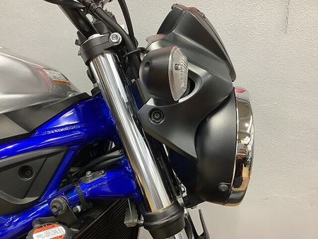 スズキ SV650 【マル得】SV650 ABS装備 USB電源 ヘルメットホルダー装備 27