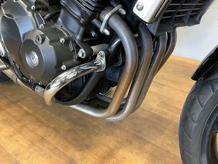 ホンダ CB400スーパーフォア CB400スーパーフォア 2019年モデル センタースタンド エンジンガード装備 29