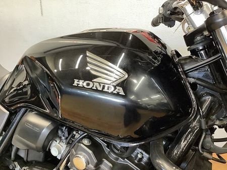 ホンダ CB400スーパーフォア CB400スーパーフォア 2019年モデル センタースタンド エンジンガード装備 30