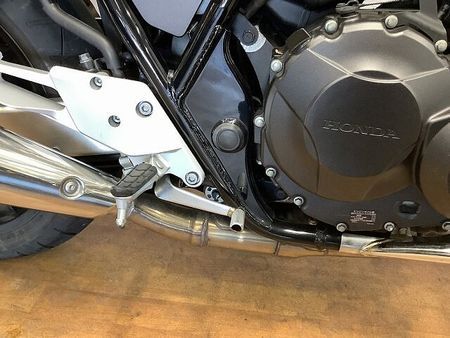 ホンダ CB400スーパーフォア CB400スーパーフォア 2019年モデル センタースタンド エンジンガード装備 39