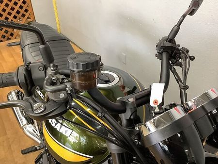 カワサキ Z900RS Z900RS 2021年モデル ドライブレコーダー エンジンスライダー装備 ハンドルカスタ 22