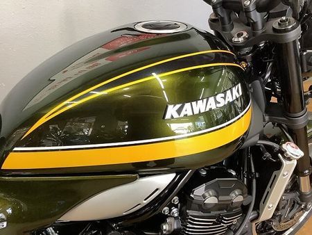 カワサキ Z900RS Z900RS 2021年モデル ドライブレコーダー エンジンスライダー装備 ハンドルカスタ 40