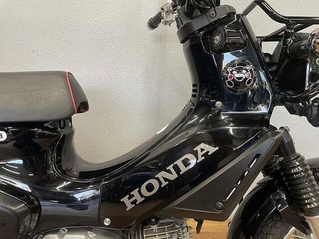 ホンダ クロスカブ50 クロスカブ50 くまモンバージョン 2022年モデル リアボックス装備!!! 23