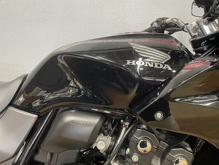 ホンダ CB400スーパーボルドール CB400Super ボルドール VTEC Revo 2019年モデル リアキャリア装備! 26