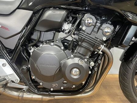 ホンダ CB400スーパーボルドール CB400Super ボルドール VTEC Revo 2019年モデル リアキャリア装備! 36