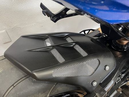 スズキ GSX-R1000R GSX-R1000R 2017年モデル 正規輸入 スクリーン・フェンダーレスカスタム! 40