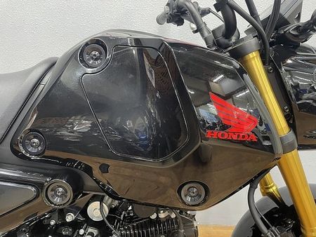 ホンダ グロム グロム 2023年モデル 5速MT リアキャリア装備 フェンダーレスカスタム! 21