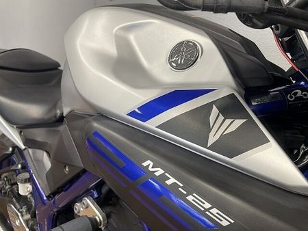 ヤマハ MT-25 MT-25 2016年モデル エンジンスライダー・PRUNUSスリップオンマフラー装備! 22