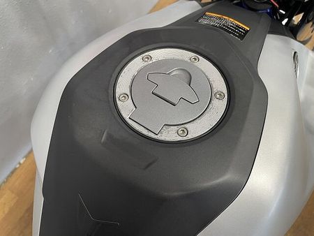 ヤマハ MT-25 MT-25 2016年モデル エンジンスライダー・PRUNUSスリップオンマフラー装備! 25