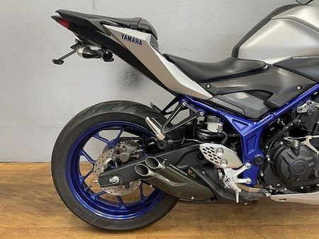 ヤマハ MT-25 MT-25 2016年モデル エンジンスライダー・PRUNUSスリップオンマフラー装備! 40