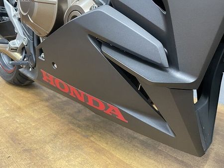 ホンダ CBR400R CBR400R 2019年モデル マルチバー・アクラポビッチスリップオンマフラー装備! 35