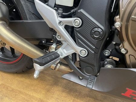 ホンダ CBR400R CBR400R 2019年モデル マルチバー・アクラポビッチスリップオンマフラー装備! 38