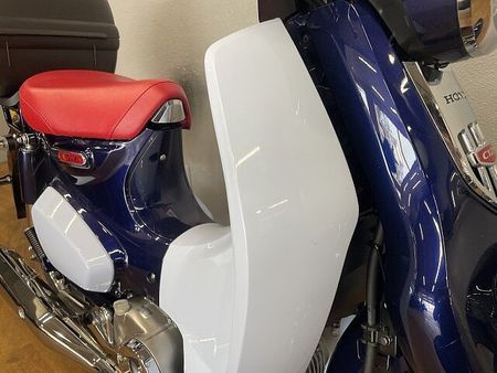 ホンダ スーパーカブC125 スーパーカブC125 2018年モデル リアボックス装備! 25