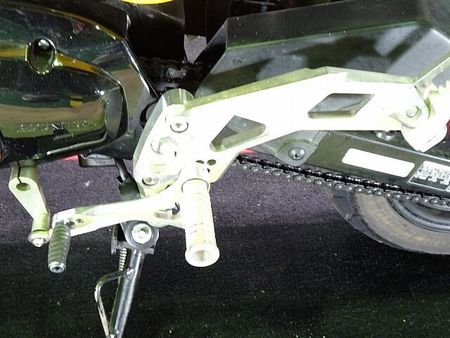 ホンダ グロム GROM(グロム) 2013年モデル/HURRICANEハンドル/オーバーレーシングステッ 12