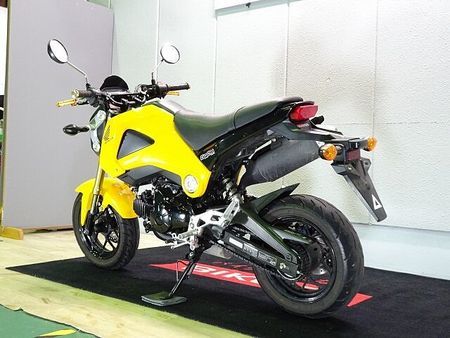 ホンダ グロム GROM(グロム) 2013年モデル/HURRICANEハンドル/オーバーレーシングステッ 6