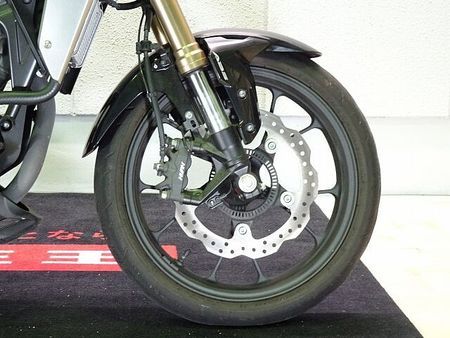 ホンダ CB250R CB250R ABS/2019年モデル/ワンオーナー/前後タイヤ・ドライブチェーン新品交換 27