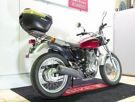 ホンダ CB223S CB223S 2010年モデル/キャブレター車両/トップケース装備 3