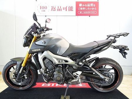 ヤマハ MT-09 【マル得】MT-09 ABS 2014年モデル/カスタムスクリーン/リアキャリア装備 4