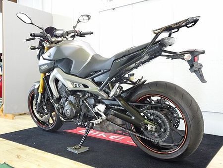 ヤマハ MT-09 【マル得】MT-09 ABS 2014年モデル/カスタムスクリーン/リアキャリア装備 6
