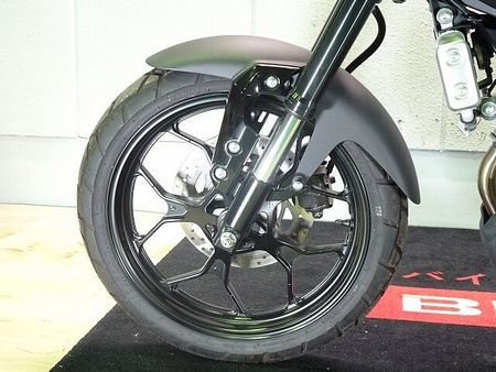 ヤマハ XSR155 XSR155 ワンオーナー車/政府認証ヨシムラマフラー装備/鍵2本 11