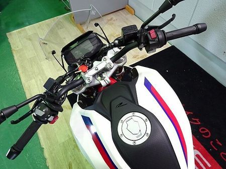 BMW G310R G310R ABS/2022年モデル/フレームスライダー/トップケース/USBポート装備 20