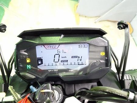 BMW G310R G310R ABS/2022年モデル/フレームスライダー/トップケース/USBポート装備 9