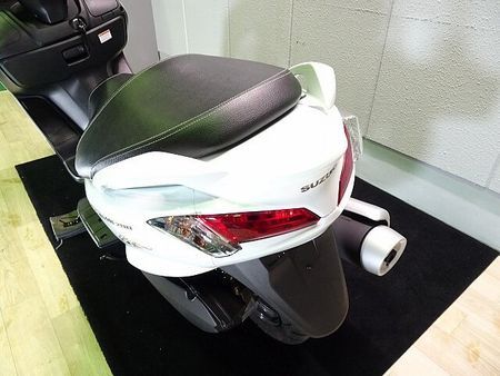 スズキ バーグマン200 BURGMAN 200(バーグマン)ABS/2021年モデル/グリップヒーター装備/ワンオ 21