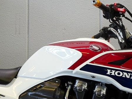 ホンダ CB1300スーパーボルドール CB1300 SUPER BOL D'OR (スーパーボルドール)E-Package 20 25