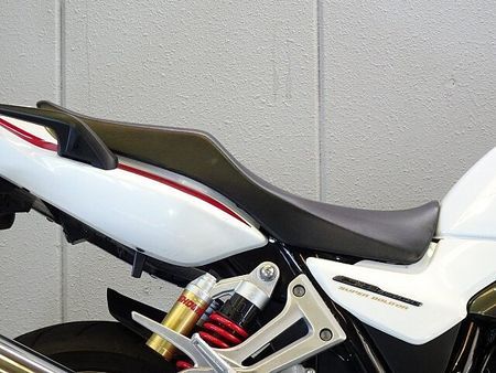 ホンダ CB1300スーパーボルドール CB1300 SUPER BOL D'OR (スーパーボルドール)E-Package 20 27