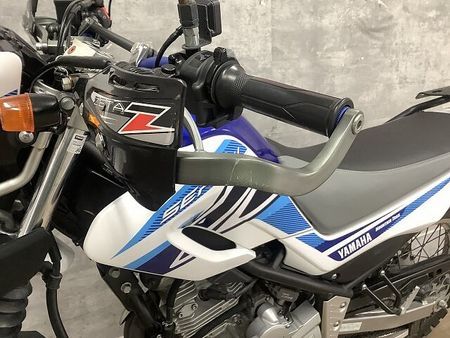 ヤマハ セロー 250 SEROW 250 2018年モデル/グリップヒーター/USBポート装備 14