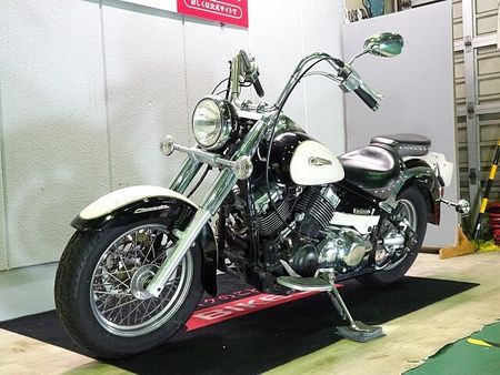 ヤマハ ドラッグスター400 Drag Star Classic 400(ドラッグスタークラシック400) 2006年モ 5