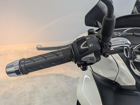 ホンダ PCX150 PCX150 ABS 純正オプションロングスクリーン キーレス 37