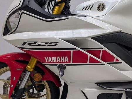 ヤマハ YZF-R25 YZF-R25 WGP 60th Anniversary 17