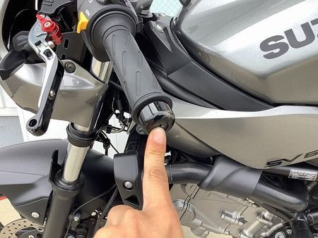 スズキ SV650 SV650X 安心のエンジンスライダー・レバー・フェンダーレスカスタム! 39