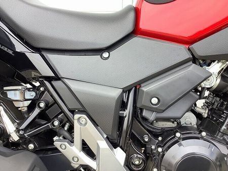 スズキ Vストローム250 Vストローム250 フルパニア装備で荷物の積載可能! 17