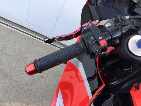 ホンダ CBR600RR CBR600RR エンジンスライダー・インナーリアフェンダー装備! 18