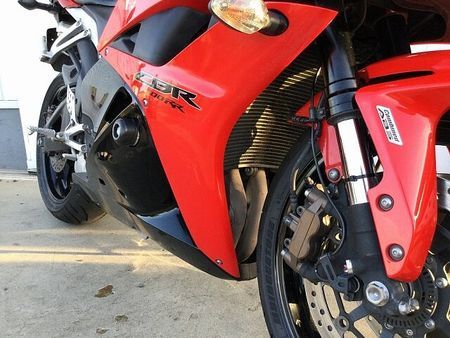 ホンダ CBR600RR CBR600RR エンジンスライダー・インナーリアフェンダー装備! 27