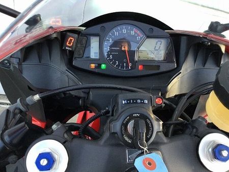 ホンダ CBR600RR CBR600RR エンジンスライダー・インナーリアフェンダー装備! 9
